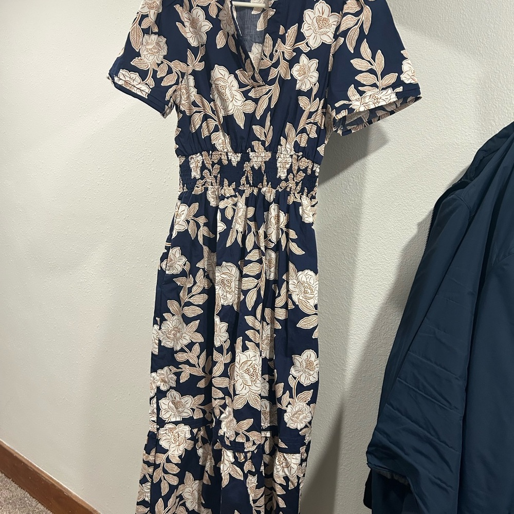 Baltic Born Black and Cream Floral Maxi Dress - Picture 6 of 8